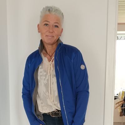 TTloveEgelund's profile picture. Married Dressage rider. 
Huge fan of @JamesPurefoy