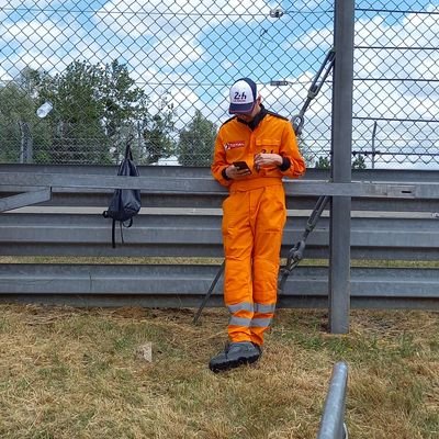 valmont_v's profile picture. 