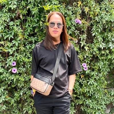 AltoBlu's profile picture. straightforward and direct with a side of sarcasm and fun 😅✌🏻️