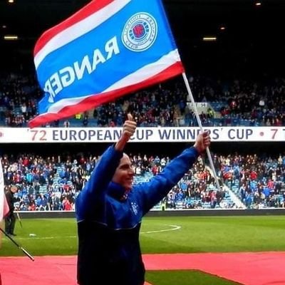 Hincha del Rangers FC. Glaswegian at heart. Argie journalist, writer, essayist. I write about geopolitics, oil and gas.