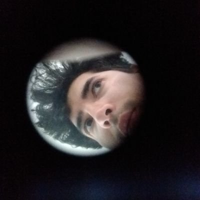 Es mejor encender una vela, que maldecir la oscuridad.