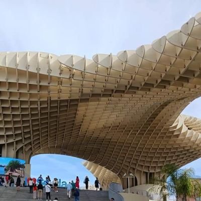 Plafaforma vecinal Alfalfa. Grupo de presión.  #lobbies.
Stop incumplimientos de normativas de ruidos, botellón, civismo #Sevilla SIN MIEDO.