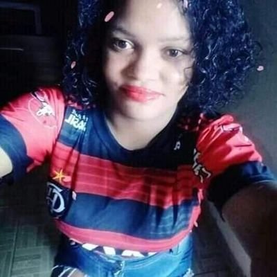 eu sou baiana moro Aparecida de Goiânia tenho26 soleira amo futebol meu time Flamengo minha a paixão sempre sou fã Marília Mendonça M&M Gusttavo L