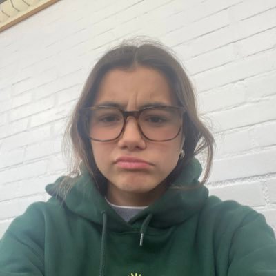 eelenaass's profile picture. #teamophildumphy