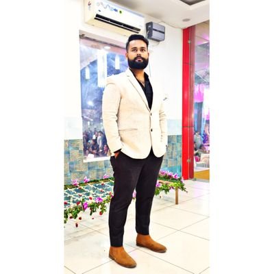 Utkarsh25837037's profile picture. New on Twitter 

Follow me i ll follow back