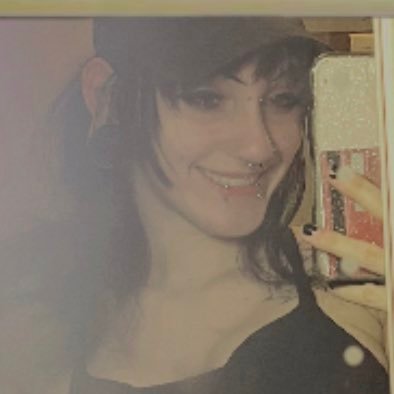 Sluggylady's profile picture. ✨22✨ ✨WA✨