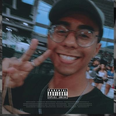 yaaaansz's profile picture. peace is something that starts with me