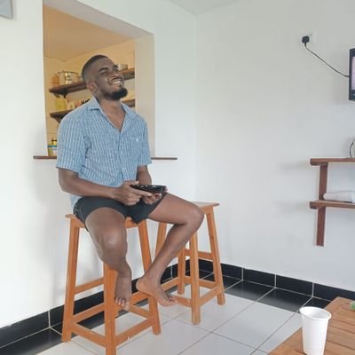 RobertAgwa's profile picture. C'mon let me show you..