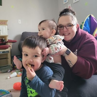 MsScharabun's profile picture. Nerdy science teacher and mom to an amazing toddler boy and baby girl.