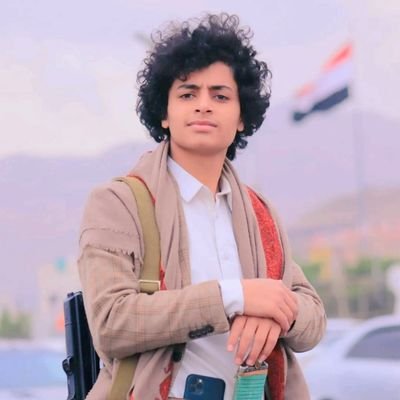 الحياه حلوه معا من يسكن اليناء نحن لانجرح او نكره فمن اراد ان يكون معنا لابد ان يكون بكل معاني الوفاء