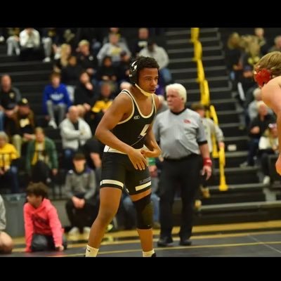 Liberty high school 5'5 138lb wrestler Iowa 📍class of 24