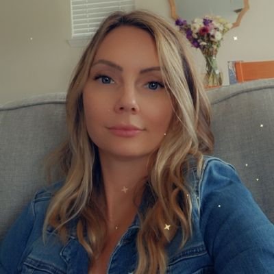 KaityBomm Profile Picture