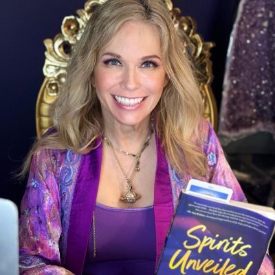 Author | ✨The Magic of Connection & Spirits Unveiled | 🔮 Psychic Medium | Youtuber & Podcaster | https://t.co/rQQrQzSnv5 #soultopia stores owner