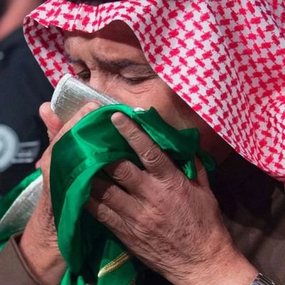 اللهم إني استودعتك نفسي وعائلتي وأهلي وأولادي وزوجتي عند الله لاتضيع الودائع يارب العالمين