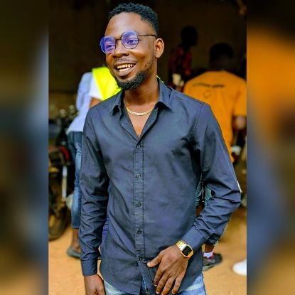 stephanedougbe1's profile picture. nee un 26decembre