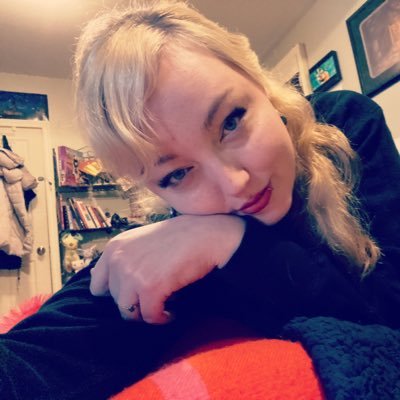 Oneofthosepeop3's profile picture. 親日, Retro Fashion Enthusiast, Outdoorswoman, Lover of Language and Literature