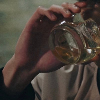 yyds16168's profile picture. 