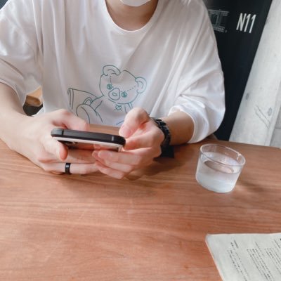 yugi_Deoxyribo's profile picture. ------\\珈琲屋さんと水族館に行きまくりたい//------  ☕️の専門学生