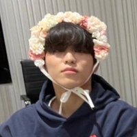 meia !! (@_trsrlovebot) 's Twitter Profile
