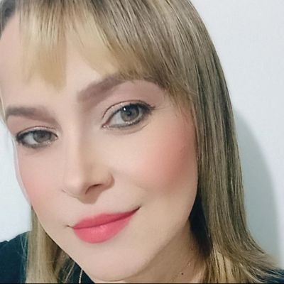 Corretora de Imóveis, CRECI 5668. Casada, Mãe da Thanizy, Giovanna e Daniel. Administradora,adoradora do meu Senhor.Minha família pertence a Deus,nosso Pai🙌