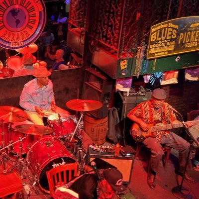 mikeisawesome14's profile picture. 