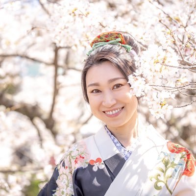 和物きもの大好き寺オタク🙏奈良県民5年目🦌⛰ 着物ドレスデザイナーしてます👘ヒョウ柄大好き寅年関西人🐅 体調不良精神不良がデフォルトです。