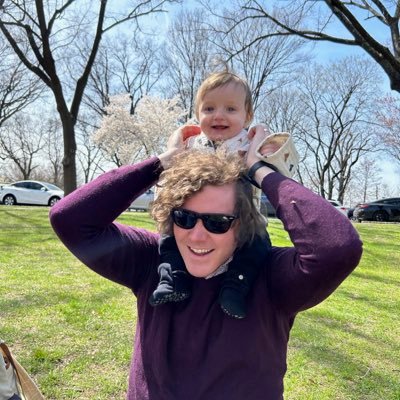 I'm a marketer, fmr @Recruitics+@Nielsen+@HelpMeSee. @BrewNoob blogger. He/Him/Dad. STL🥚, @AmericanU👨‍🎓, now NYC🏠 w/@LaurenReid, but ideas here are IMHO.