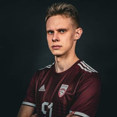 Sports and football fanatic, Bayern fan. Captain of Team Latvia FIFA eSports team and competitive EA FC player.