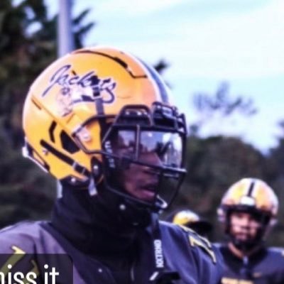 6’3 185lbs 2024 DB @ Dr. Henry A. Wise High School