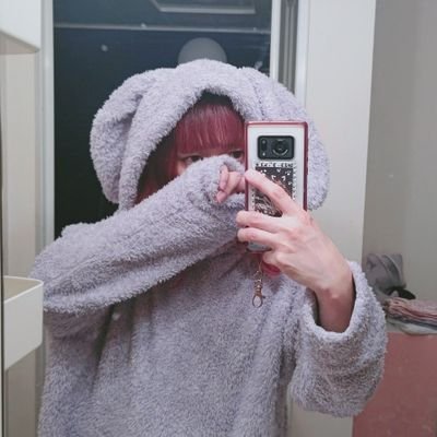 自撮りしない人。
年中無休稼働中。
テキーラサンタクロース。悪い子はいねーがぁ?(@YukinkoMoncheri)←会えるやさん