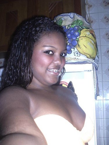 SOU AMIGA, EXTROVESTIDA ,MEIGA, CARINHOSA ,E QUE AMA FAZER NOVAS AMIZADES