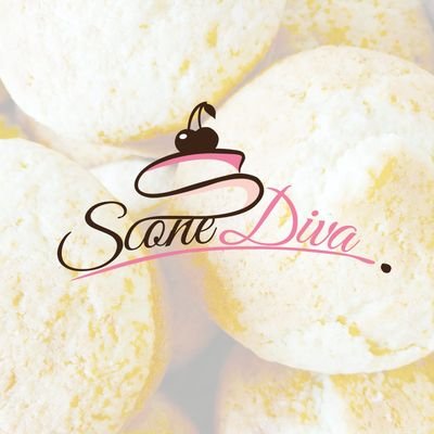 A self taught baker, gives baking classes, bakes yummy baked goodies, instagram:sconesdiva , Facebook: Sconesdiva and kgbakescakes, a wife💍,a yummy momof3❤️❤️❤