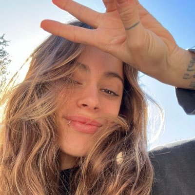 cupidotini_'s profile picture. tripleteee