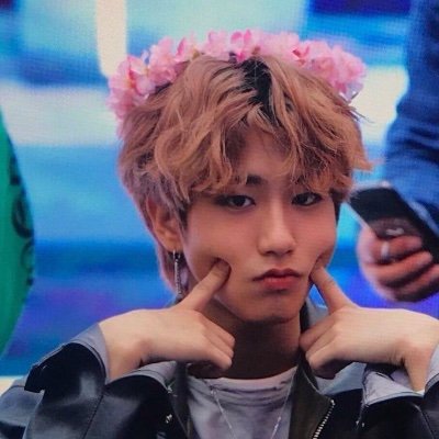 Decide for yourself - Seo Changbin
1st gen fan❤️
#lovestay
#Feminist
joined stayville 28/11/2021