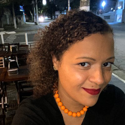Professora, Cientista Social e Doutoranda em Ciência Política (Unicamp)