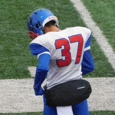 FFCHS FOOTBALL 
CB/#37/5'8/140lbs
Class of 2024
Email: vmtrujillo2520@gmail.com