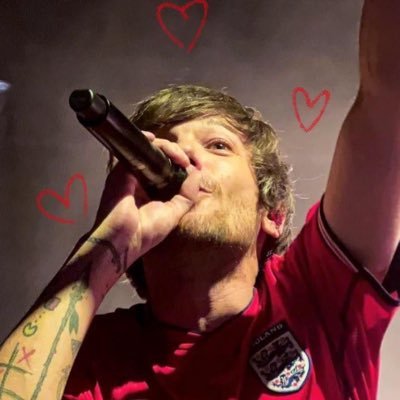 louiburberry's profile picture. 