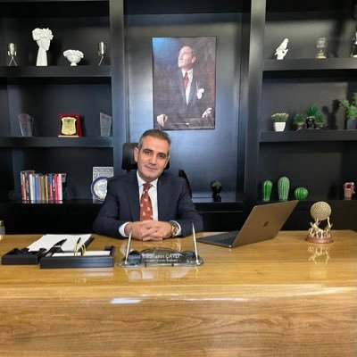 selahattincayli's profile picture. Baba, İş İnsanı, Iğdır Gesiad Gen. Bşk.