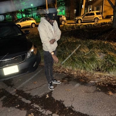 IG: skii_frm_SM, Paterson raised💉, Dub-B University 🟡💙 SelfmadeⓂ️