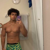Ray (@rolloutray) 's Twitter Profile