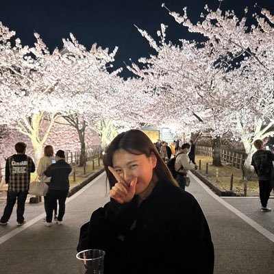 chocotulip0329's profile picture. 🍑🥍🏂🍫🥟🏄‍♂️🍣⛹️‍♀️