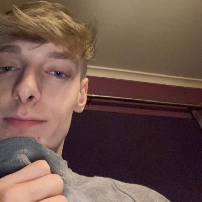 🔴Twitch Streamer ༼ つ ◕_◕ ༽つ - https://t.co/KhE34aDXaf