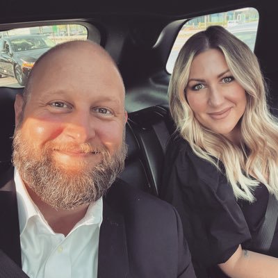 dzg333's profile picture. 🐻🐤🧦🏈🎸🏒⚾️🥩🪐⛳️🏌️‍♂️