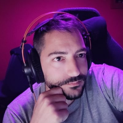 Jugón 🎮 | 🖥️ | Amante del café ☕
Computer Engineer⚡️| Diseño y programo máquinas y robots 🤖|
FinalFantasy Fan