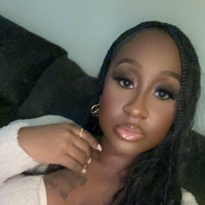 AlayahMom03's profile picture. 