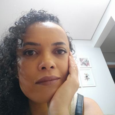 Marcia_Regina74's profile picture. Em construção!