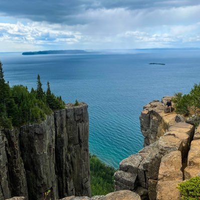 MS4 @thenosm | SSM/Thunder Bay, ON | former Critcial Care RN | Cyclist | Interested in General Surgery