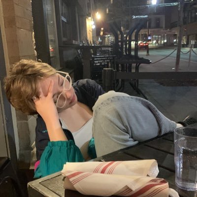 goodwillskirt's profile picture. non capite un cazzo: questa è avanguardia