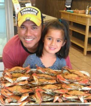 SnTSeafood's profile picture. Fresh & Cooked Seafood - One bite & you're hooked!