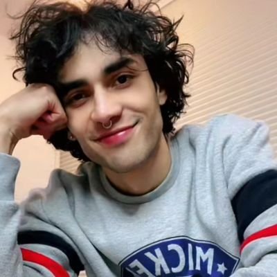 Lili_morales15's profile picture. Mis ídolos= 🏠